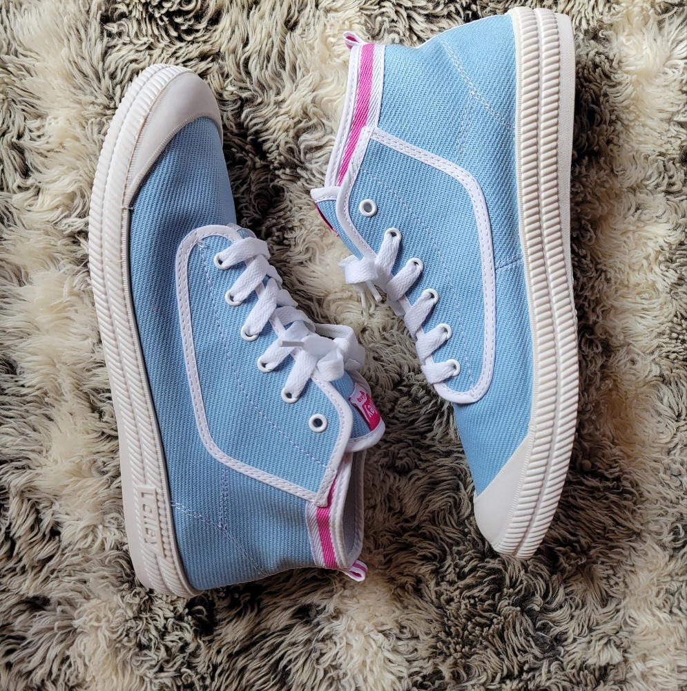 Sz10 Volley High Leap